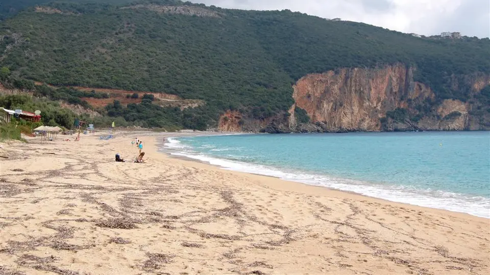 Playa de Lichnos (Parga)