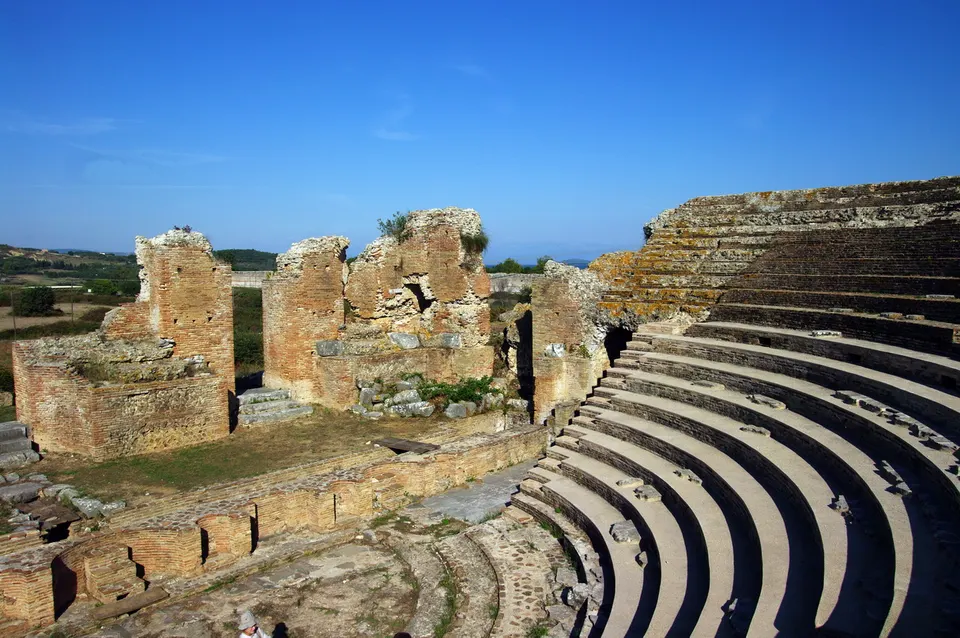 Roman Odeon of Nikopolis, photo by Bgabel / Wikimedia Commons