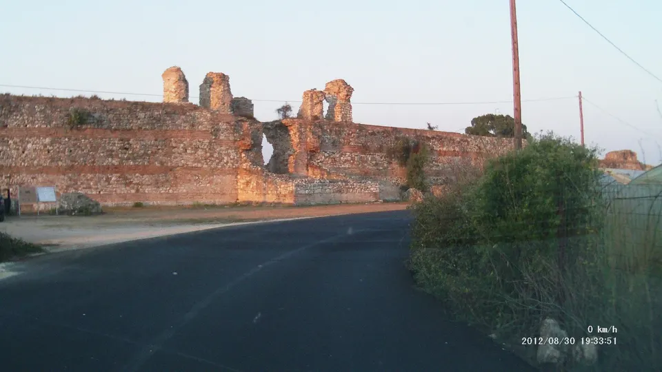 Ancient Nikopolis, photo by Numenor / Wikimedia Commons