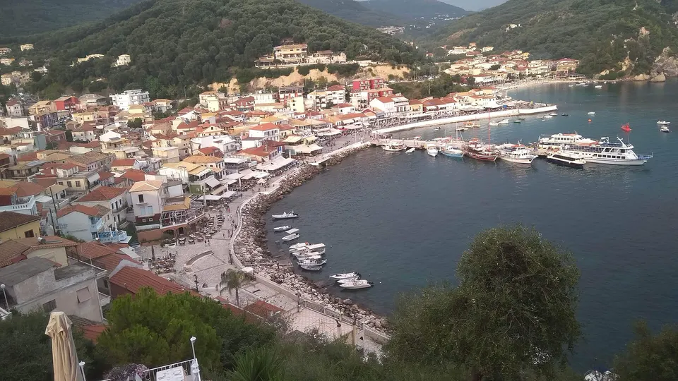 Parga, photo by Dezos Dimitris / Wikimedia Commons