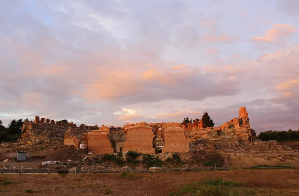 Great Theatre of Nikopolis, photo by Vassiliki Feidopoulou / Wikimedia Commons